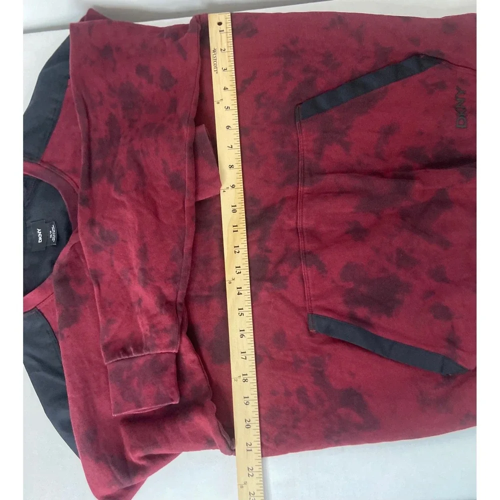DKNY Tie Dye Crewneck Sweatshirt Black Red Pocket Casual Pullover Top XS‎ TP - Picture 12 of 13